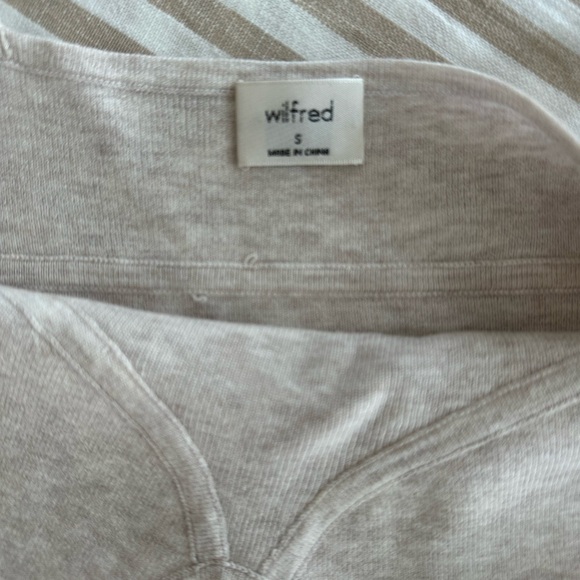 Aritzia Sicily sweater tank in matte pearl, size small - Picture 2 of 2